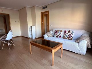 Piso en alquiler en Legazpi en Madrid