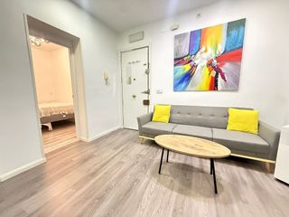 Piso en alquiler en Pacífico en Madrid