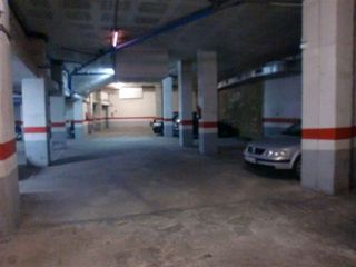 Garaje en alquiler en Eixample Sud – Migdia en Girona