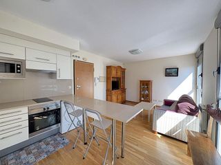 Piso en alquiler en Ensanche de Vallecas - Valdecarros en Madrid