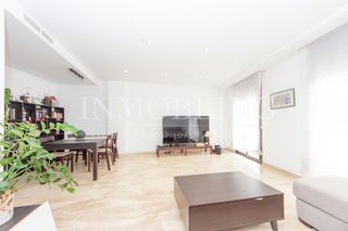 Piso en alquiler en Argentona