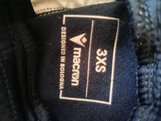 Equipación Macron Club Nazaret Azul