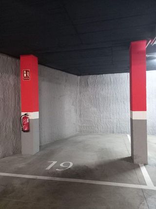 Garaje en venta en Poniente-Norte - Miralbaida - Parque Azahara en Córdoba