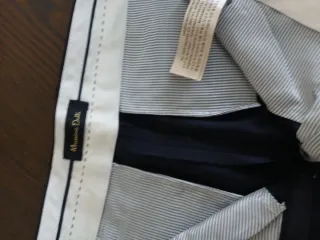 Pantalones Massimo Dutti mujer a 4 euros.