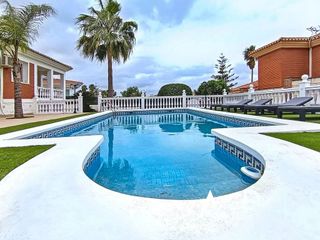 Chalet en alquiler en Manantiales - Lagar - Cortijo en Alhaurín de la Torre