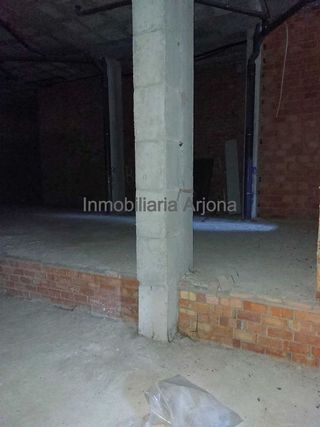 Local comercial en alquiler en Lucena