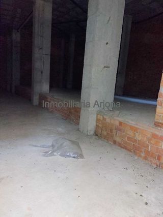 Local comercial en alquiler en Lucena