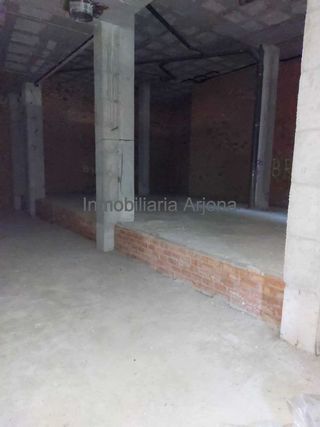 Local comercial en alquiler en Lucena