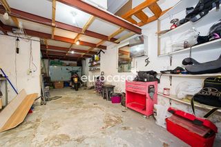 Local comercial en venta en Numancia - San Fernando en Santander