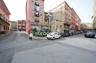 Local comercial en venta en Numancia - San Fernando en Santander