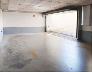 Garaje en venta en Colores - Entreparques en Sevilla