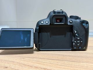 Canon EOS 700D Cámara Réflex Digital