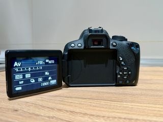 Canon EOS 700D Cámara Réflex Digital