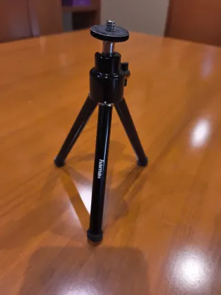 Mini trípode Hama para cámara
