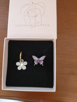 Pendientes "Alessa -Taro". Sin usar
