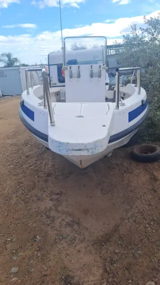 Lancha Rio 600 Fish sin motor barca barco