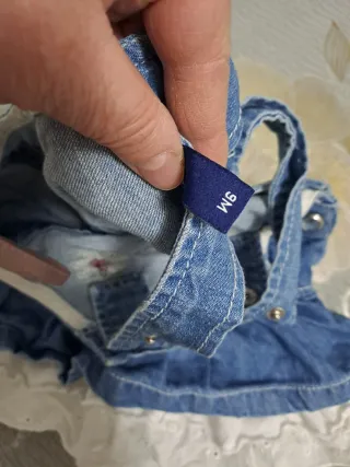 Salopette bambina jeans con fiori 9 mesi
