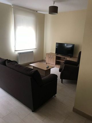 Piso en alquiler en Universidad - Los Lirios en Logroño