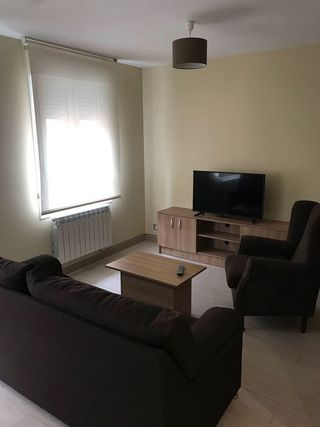 Piso en alquiler en Universidad - Los Lirios en Logroño