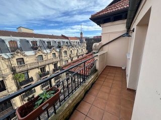 Dúplex en alquiler en Barrio de Abando en Bilbao