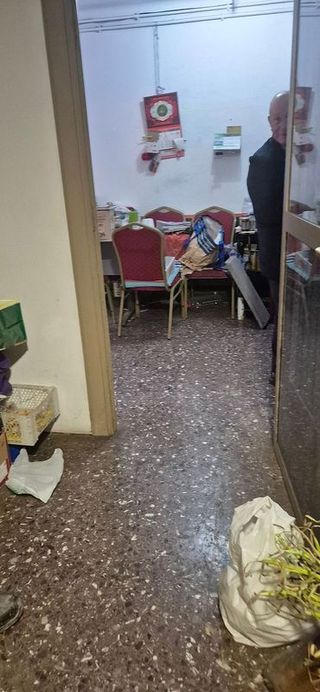 Local comercial en venta en Fondo en Santa Coloma de Gramanet