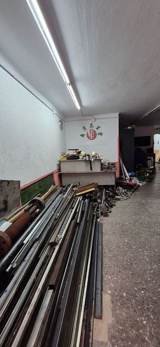 Local comercial en venta en Fondo en Santa Coloma de Gramanet