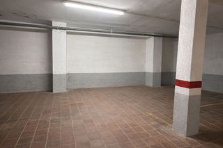 Garaje en venta en Mestral en Reus
