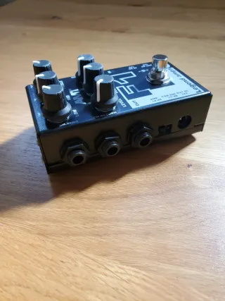 AMT F1 Preamp