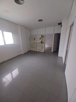 Local comercial en alquiler en Triana Este en Sevilla