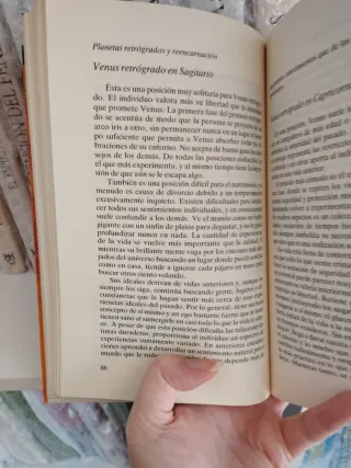 Planetas Retrogrados y Reencarnacion (astrologia)