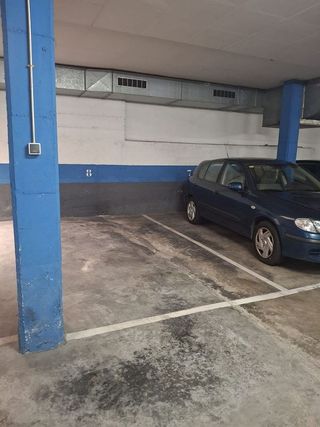 Garaje en venta en Montesa en Esplugues de Llobregat