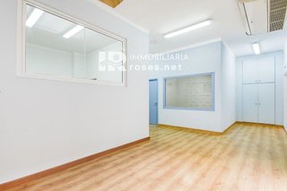 Local comercial en venta en Centre en Roses