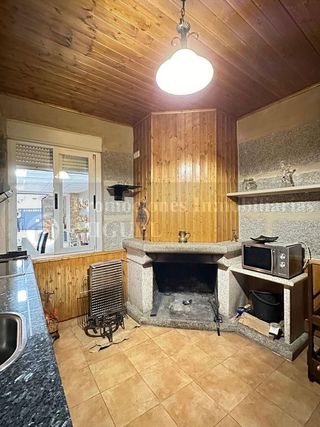 Casa adosada en venta en Verín