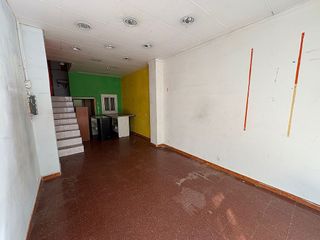 Local comercial en venta en Pubilla Cases en Hospitalet de Llobregat, L´