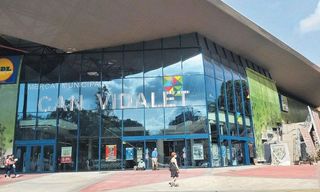 Local comercial en venta en Pubilla Cases en Hospitalet de Llobregat, L´