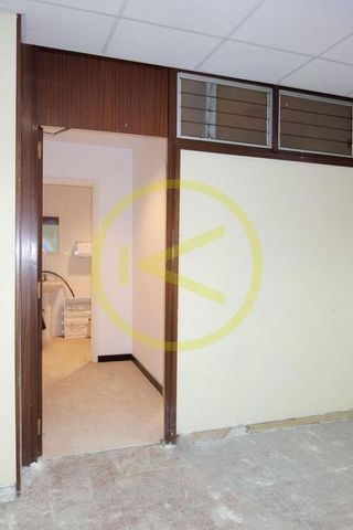 Local comercial en venta en Ca n'Aurell en Terrassa