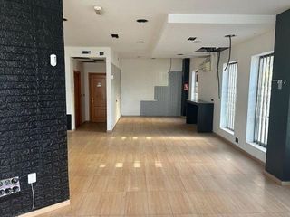 Local comercial en venta en Arroyo del Moro - Noreña en Córdoba
