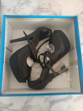 Zapatos de tacón MARYPAZ negros talla 37