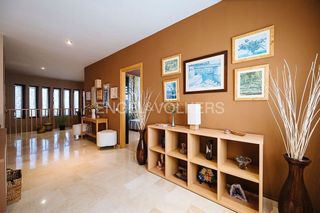 Chalet en venta en Zona Universitaria  en Bormujos