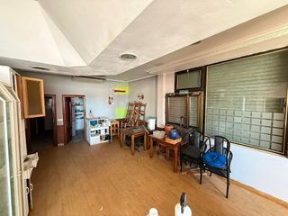 Local comercial en venta en Salvador Allende en Zaragoza