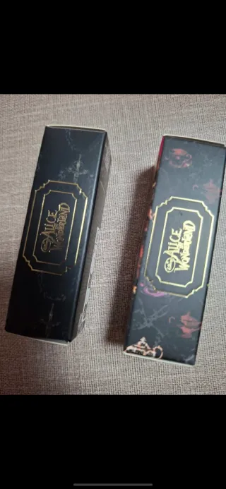 Pintalabios Revolution Alicia en el País de las Ma