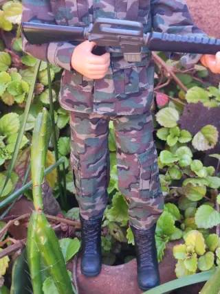 Geyperman militar camuflaje fusil botas