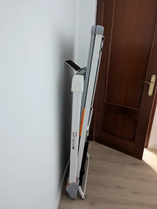 Cinta de correr Mobiclinic Tíbet, tabla rota