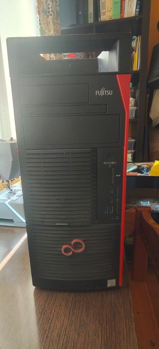 Fujitsu Celsius M770 Estación de Trabajo PC