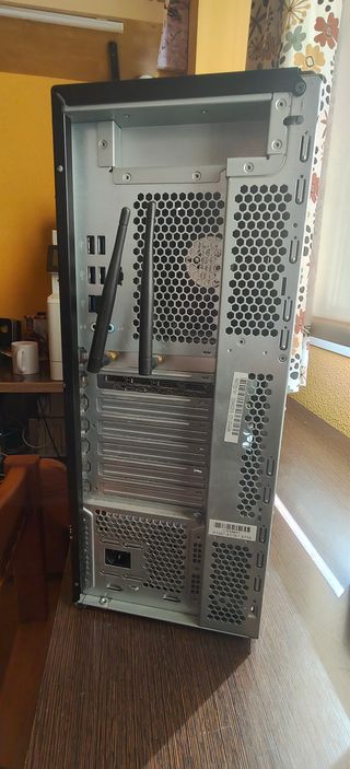 Fujitsu Celsius M770 Estación de Trabajo PC