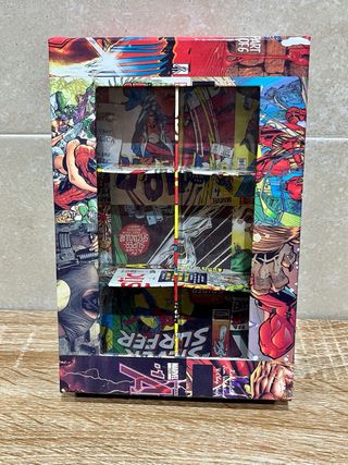 SCATOLA PICCOLA IN CARTONE MARVEL CON 6 SCOMPARTI NUOVA