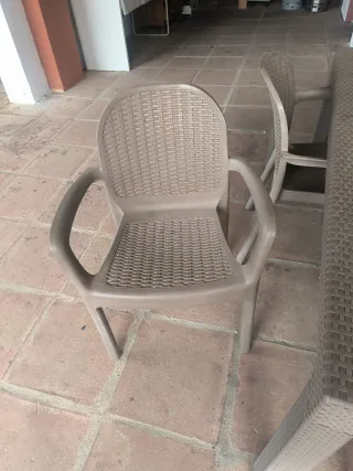 Mesa y 6 Sillas de Jardín