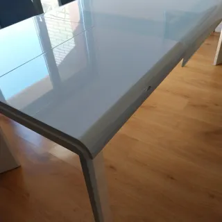 Mesa extensible cristal y madera