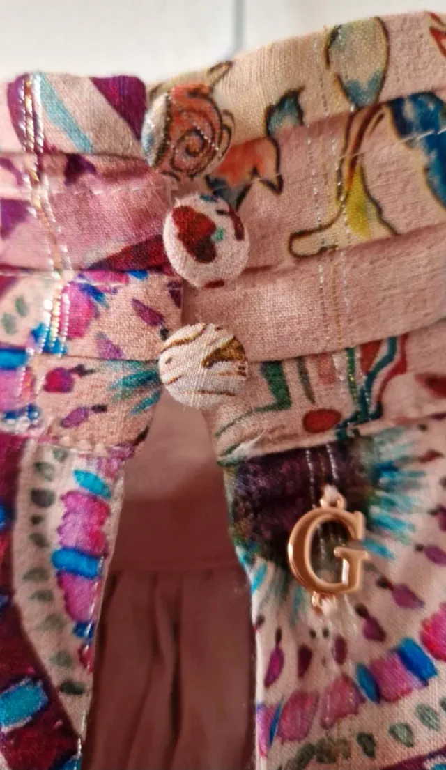 Blusa Guess Multicolor Talla XS nueva con etiqueta