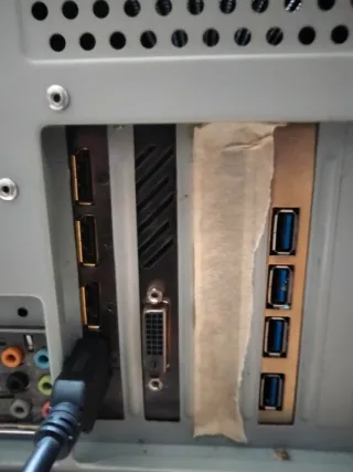 PC Intel i5 8GB RAM Radeon 570 8GB